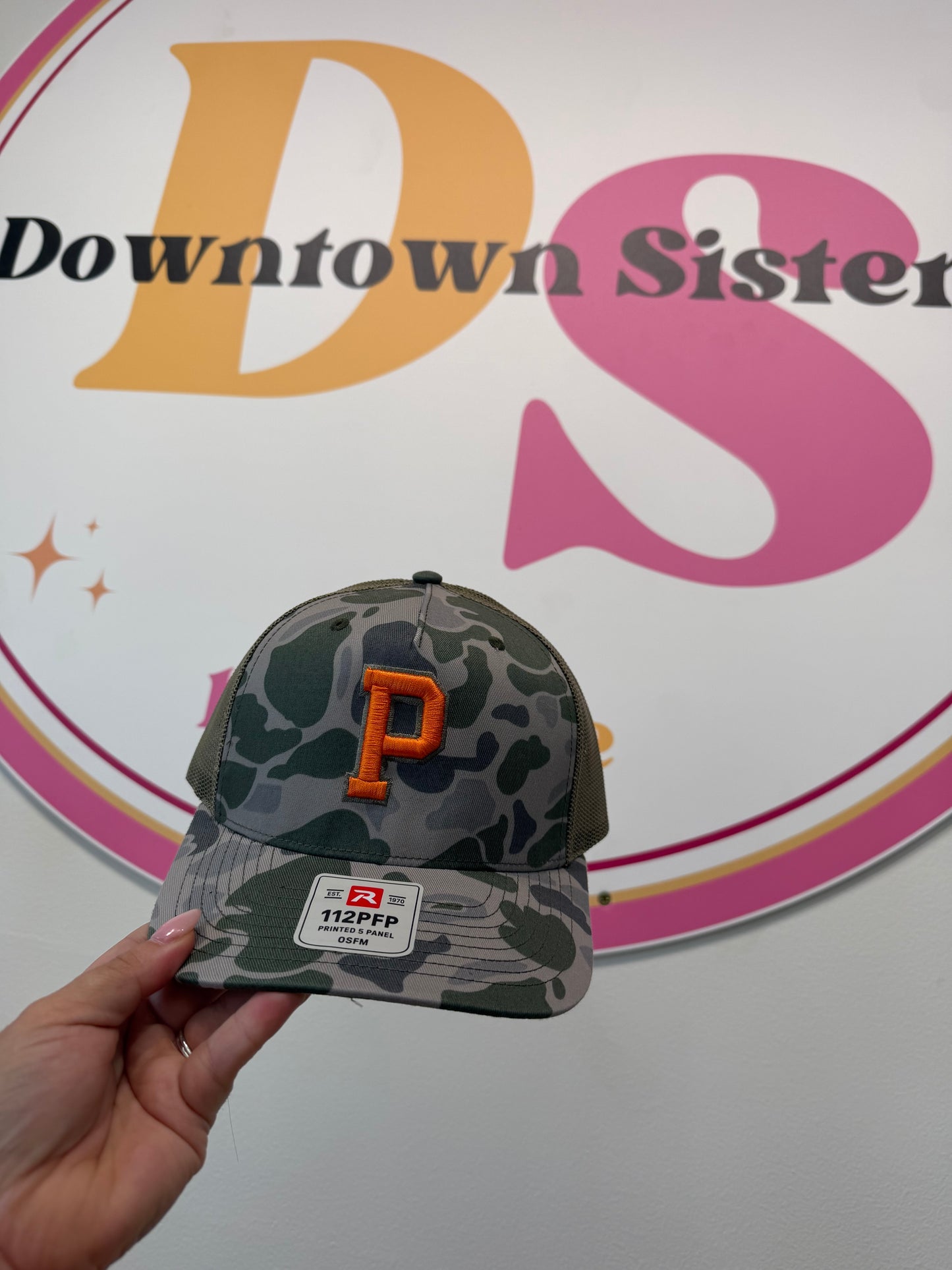 Richardon SB 7 Panel "P" Trucker Hat