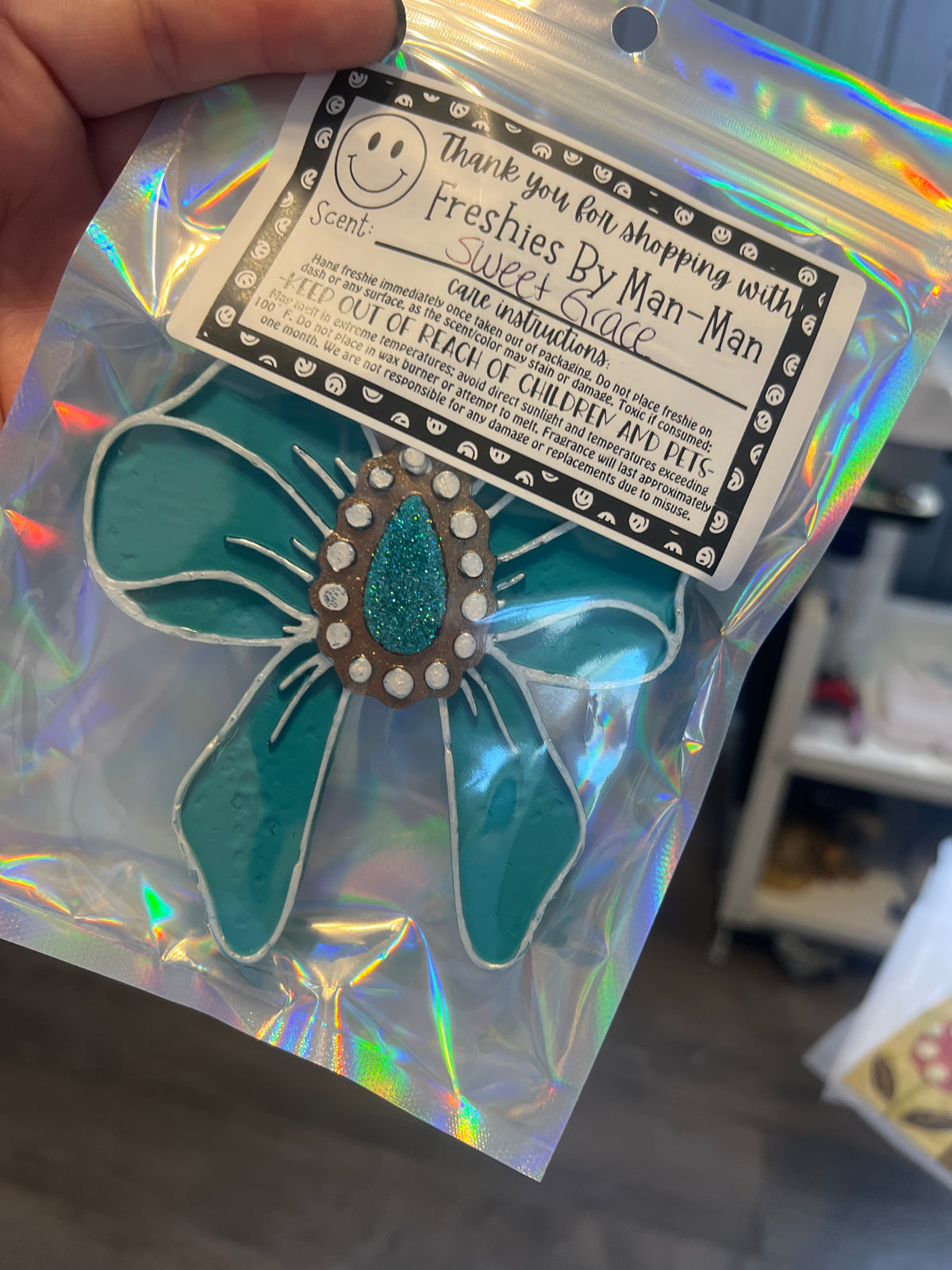 Rhinestone Bow Freshie