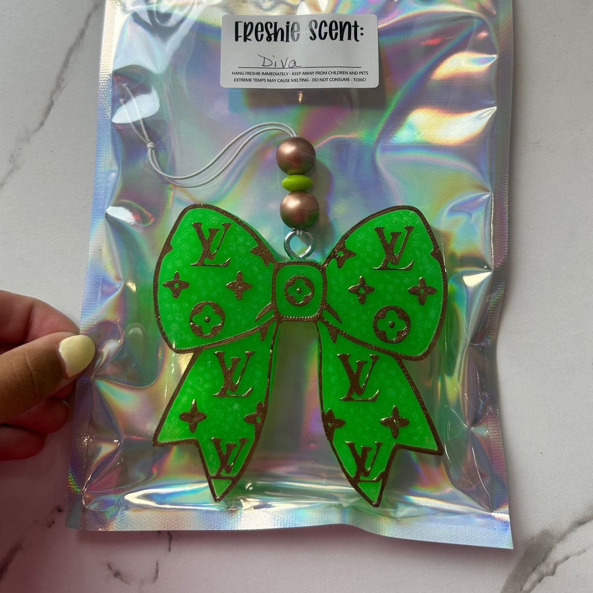 LV Bow Freshie