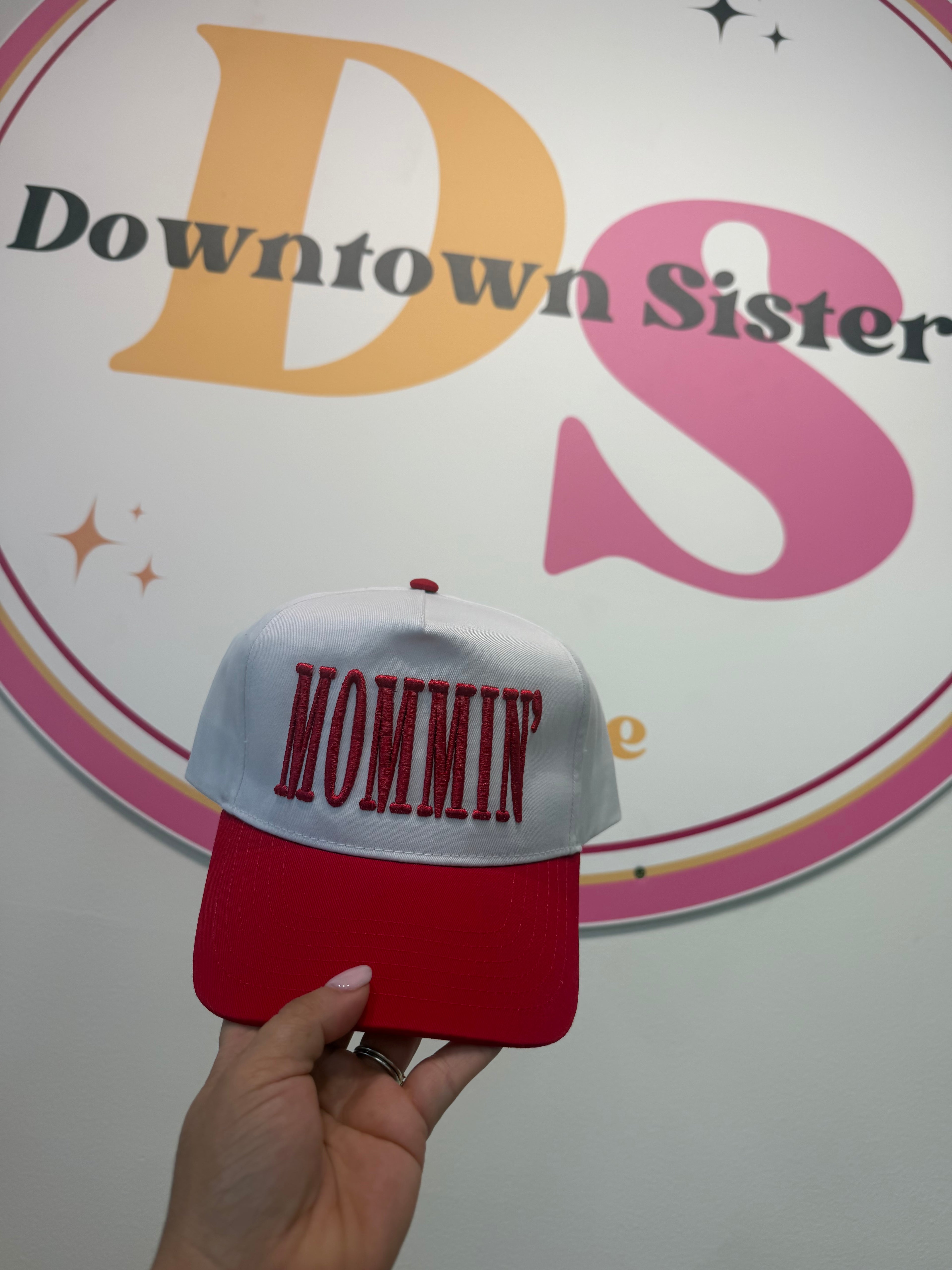 Mommin' Trucker Hat