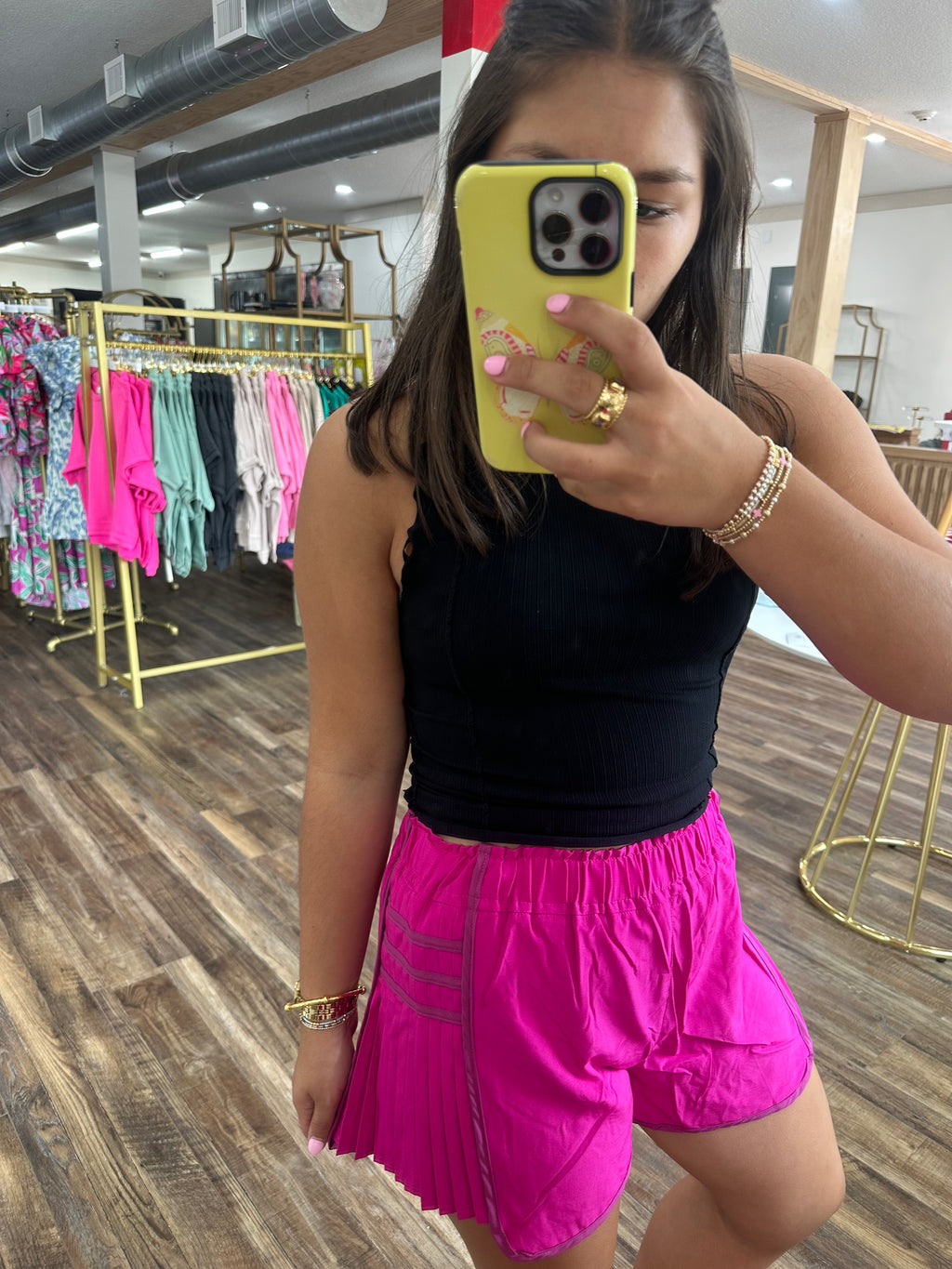 Off Duty Pleated Shorts