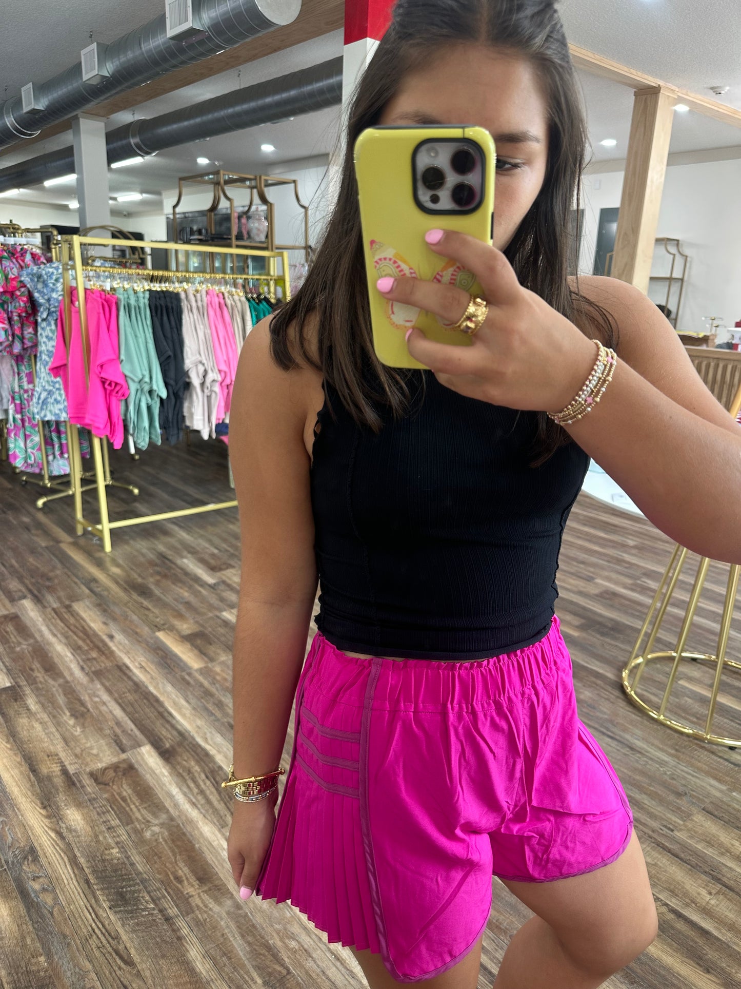 Off Duty Pleated Shorts