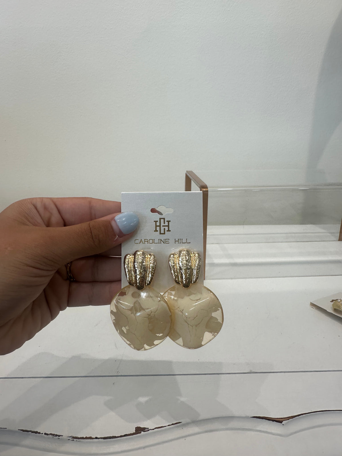 Caroline Hill- Adley Hammered Drop Earring Gold