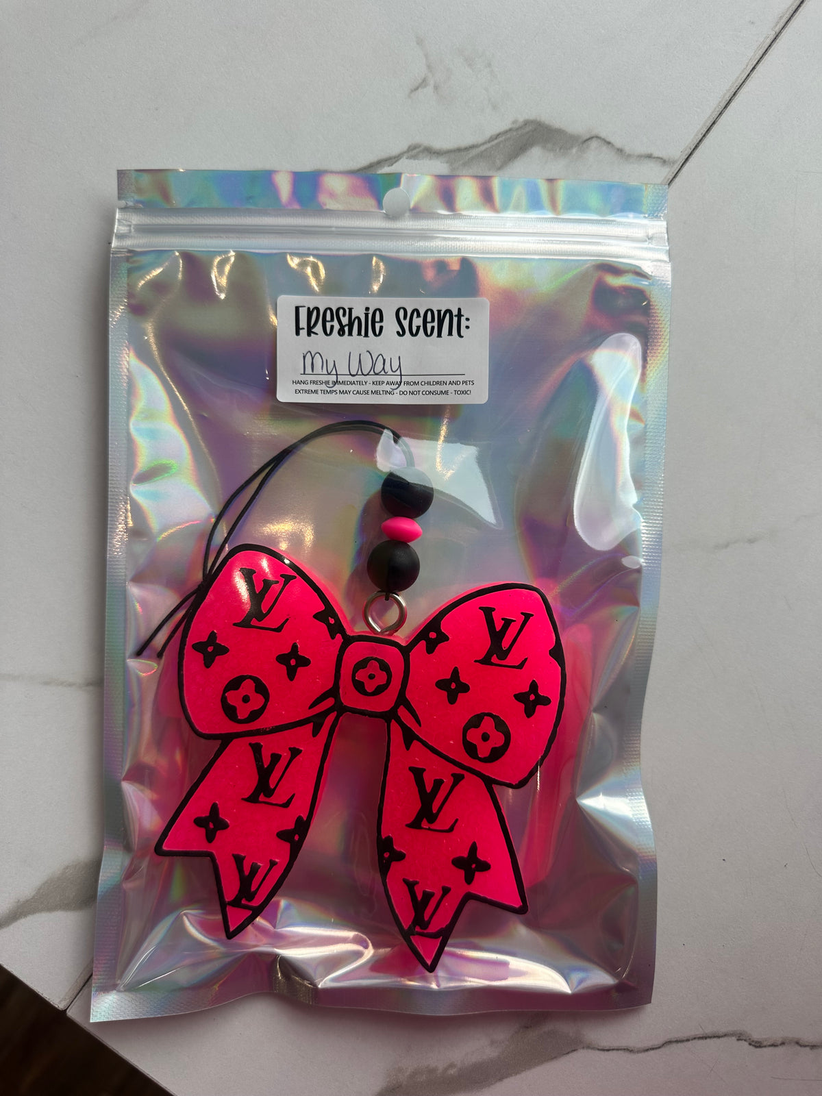 LV Bow Freshie