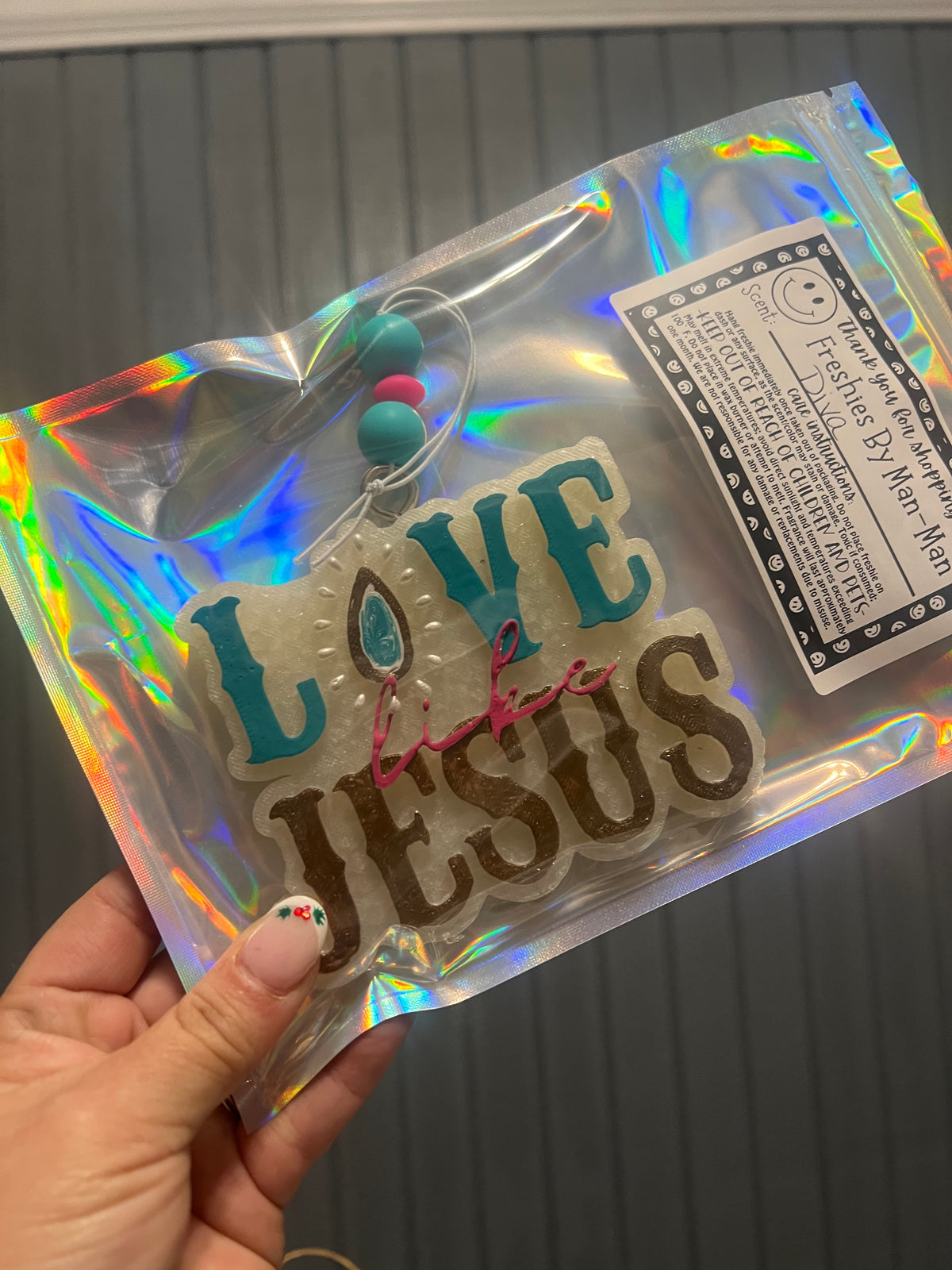 Love Like Jesus Turquoise Freshie