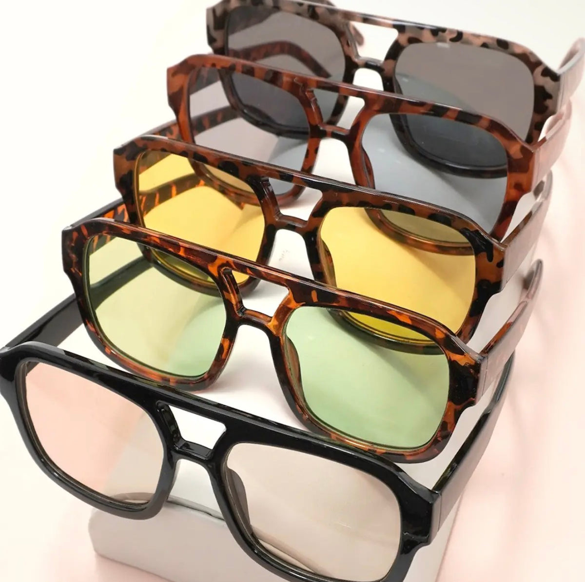 Oversized Frame Sunglasses
