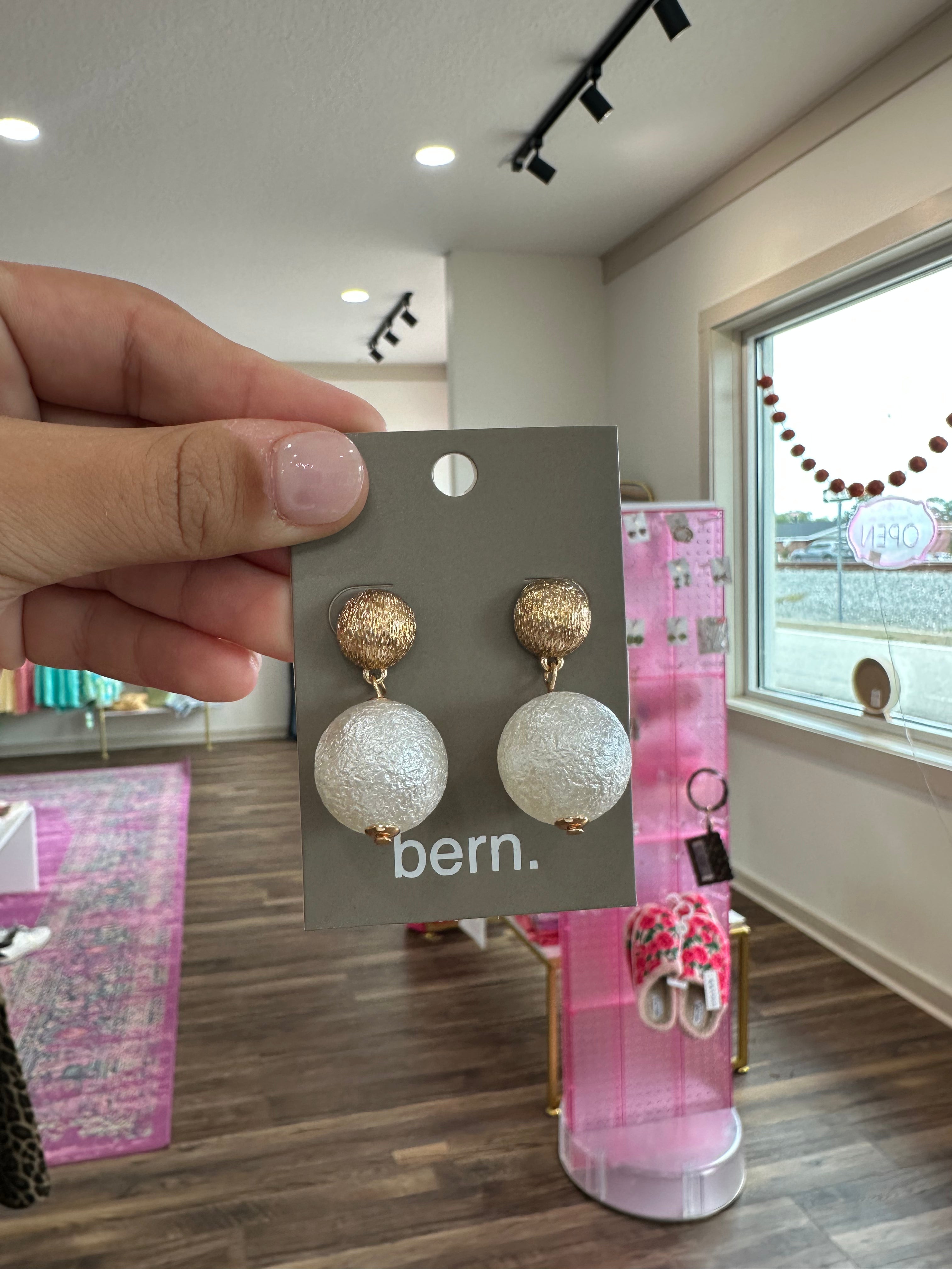 Elegant Pearl Dangle Earrings